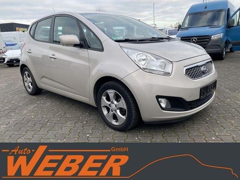 Gebraucht Kia Venga Spirit 125 PS (91 kW) 2012 Silber Kleinwagen