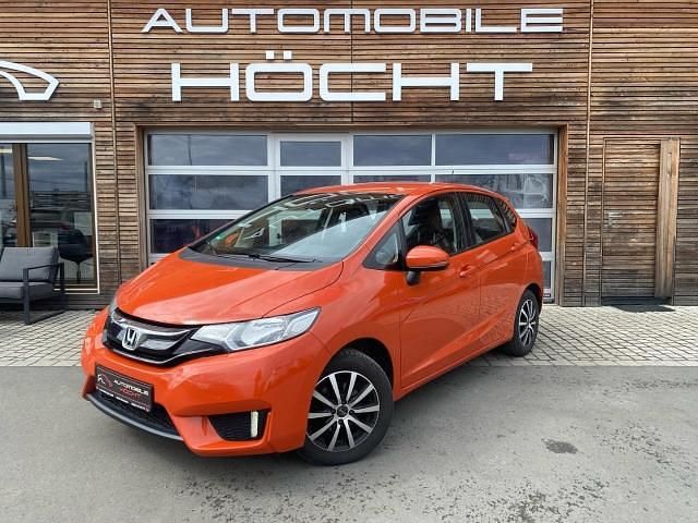 Orange Gebraucht 2016 Honda Jazz Trend Kleinwagen | 11.990 € (Fairer Preis) - Bild 1/4