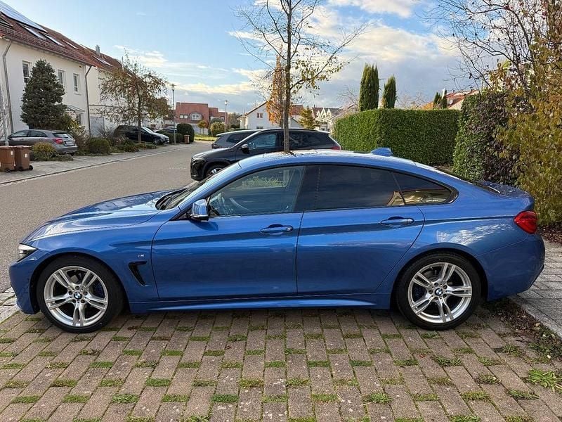 Blau Gebraucht 2018 BMW 418 Gran Coupé M Sport Coupé | 23.990 € (Fairer Preis) - Bild 1/4