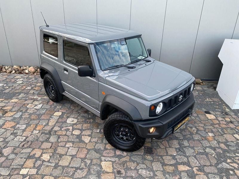 Second-hand Suzuki Jimny 102 CP (75 kW) 2022 Gri SUV