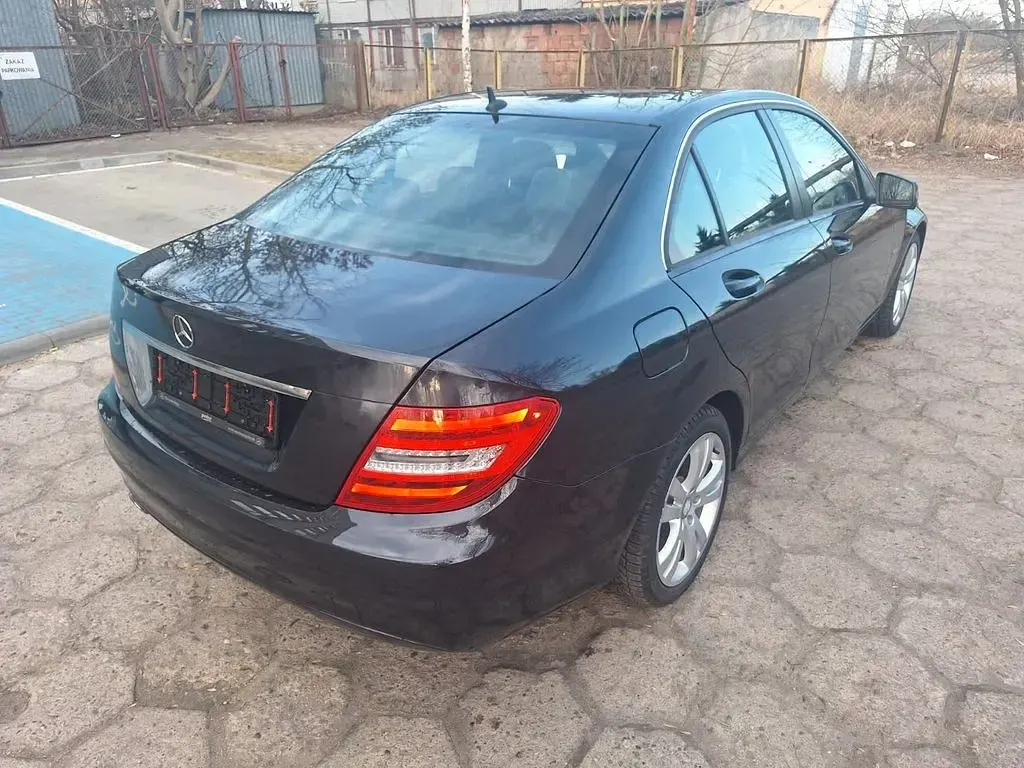 Gebraucht Mercedes C200 AMG 184 PS (135 kW) 2014 Schwarz Limousine