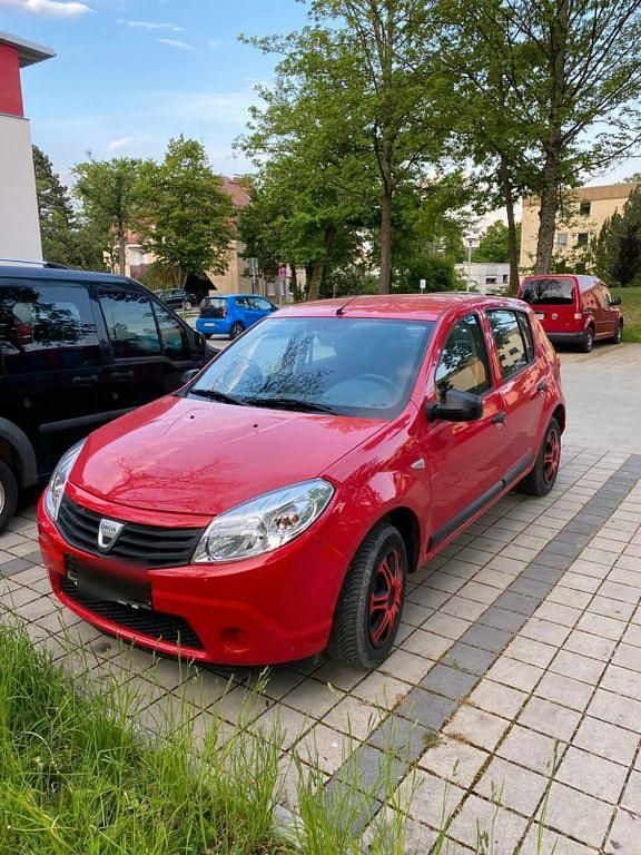 Rot Gebraucht 2009 Dacia Sandero Ambiance Kleinwagen | 2.400 € (Fairer Preis) - Bild 1/4