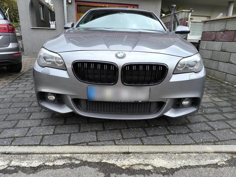 Gebraucht BMW 535 313 PS (230 kW) 2014 Grau Limousine