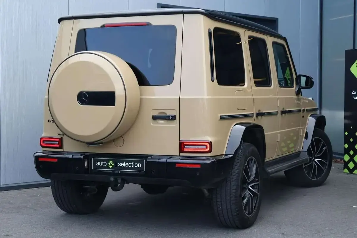 Gebraucht Mercedes G500 AMG line 421 PS (309 kW) 2023 Desert sand SUV