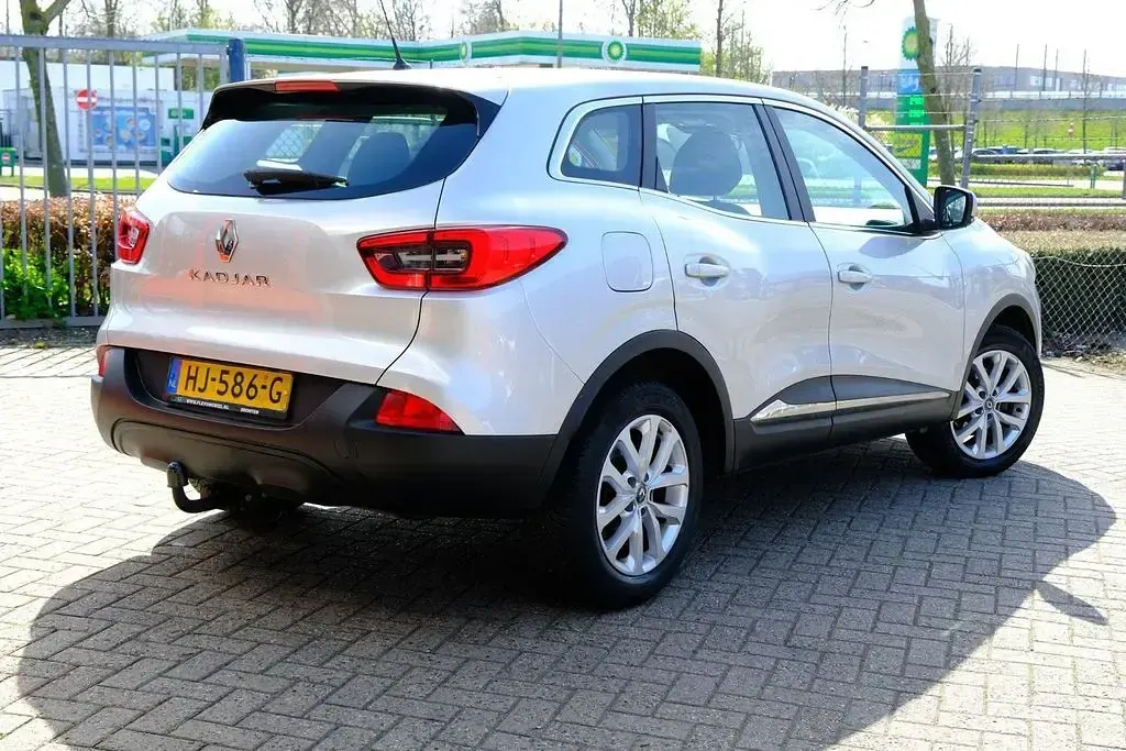 Gebraucht Renault Kadjar Zen 131 PS (96 kW) 2015 Grau SUV
