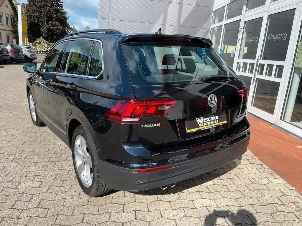 Gebraucht VW Tiguan Comfortline 150 PS (110 kW) 2018 Schwarz SUV