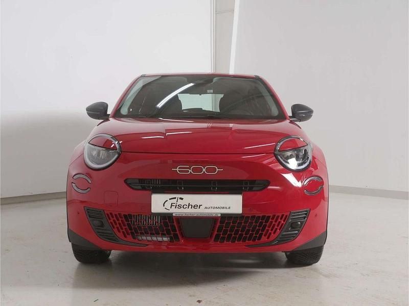 Gebraucht Fiat 600 Business 110 PS (80 kW) 2025 Rot SUV