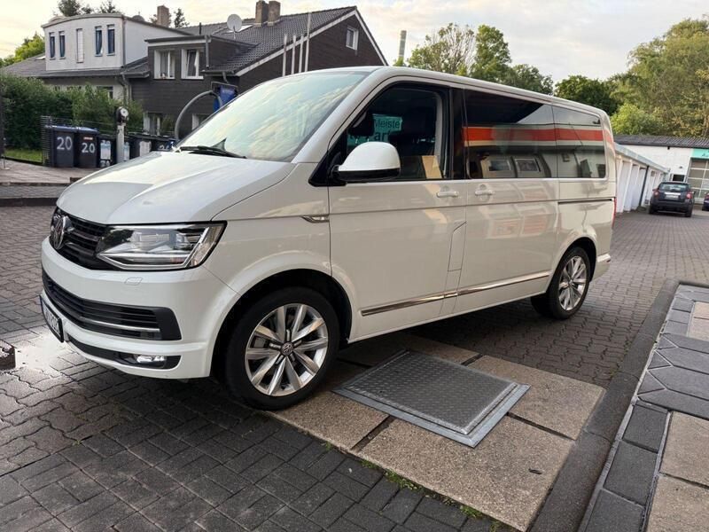 Weiß Gebraucht 2015 VW T6 Van | 22.900 € - Bild 1/4