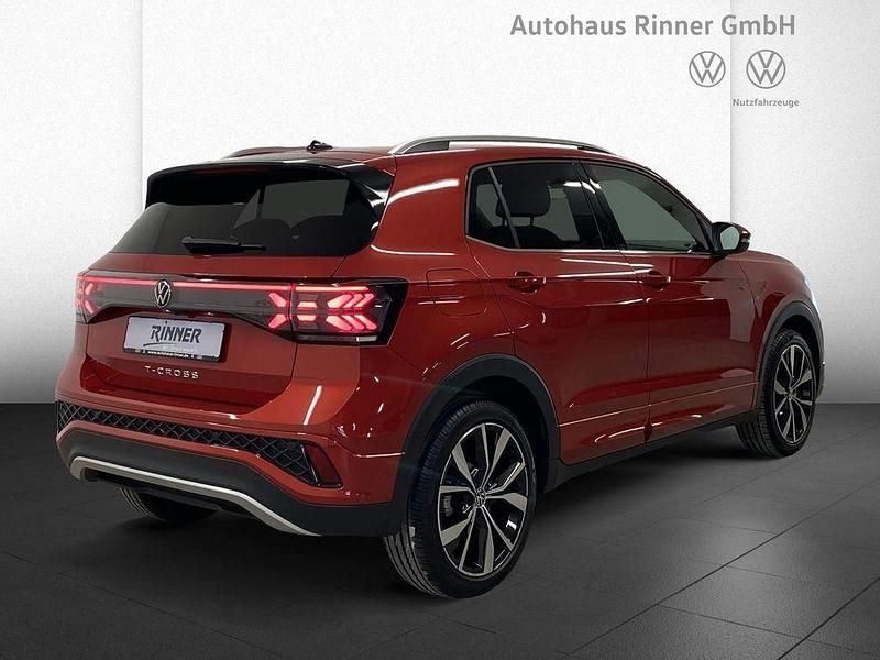 Gebraucht VW T-Cross R-line 150 PS (110 kW) 2025 Rot SUV