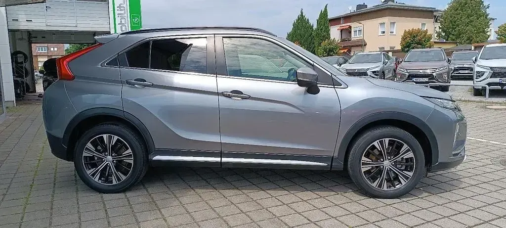 Gebraucht Mitsubishi Eclipse Cross Edition 163 PS (119 kW) 2019 Grau SUV