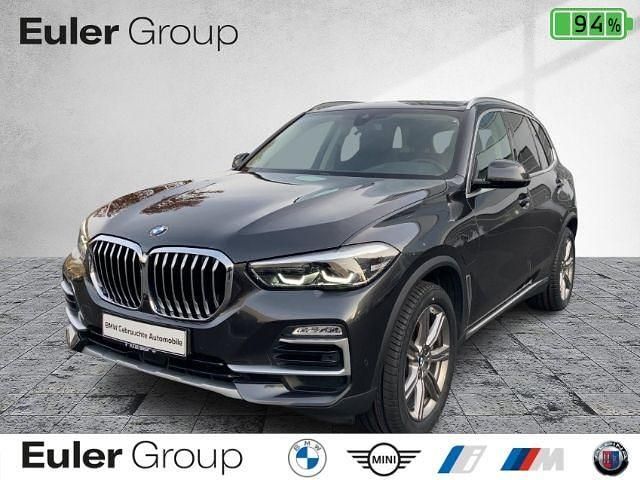 Grau Gebraucht 2021 BMW X5 iPerformance SUV | 46.488 € (Superpreis) - Bild 1/4