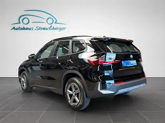 Gebraucht BMW X1 Performance 163 PS (119 kW) 2024 Schwarzkeine angabe SUV