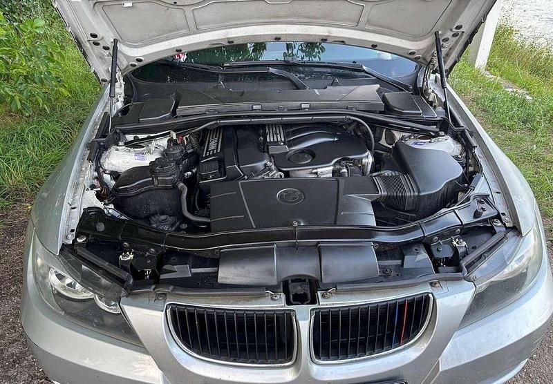 Gebraucht 2005 BMW 320 Limousine | 3.000 € (Fairer Preis) - Bild 1/4