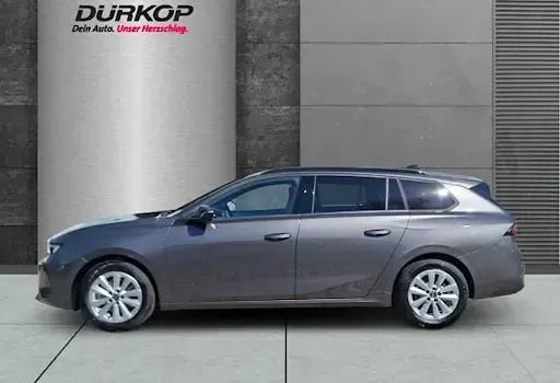 Neu Opel Astra Edition 130 PS (95 kW) 2025 Grau Kombi