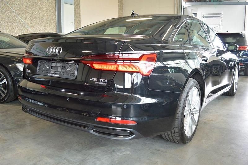 Gebraucht Audi A6 Ambiente 245 PS (180 kW) 2021 Schwarz Limousine