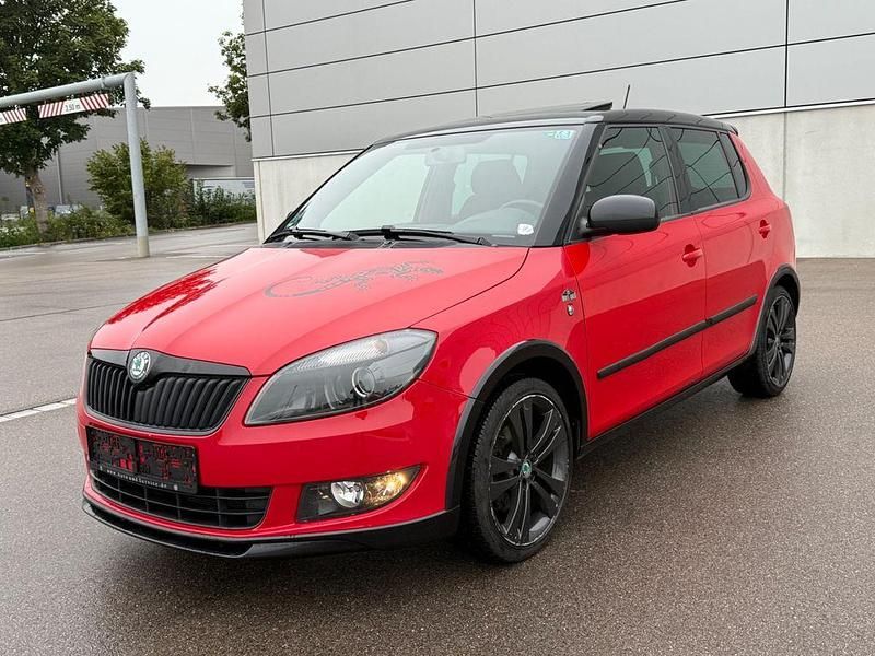 Rot Gebraucht 2011 Skoda Fabia Monte Carlo Limousine | 2.999 € (Guter Preis) - Bild 1/4