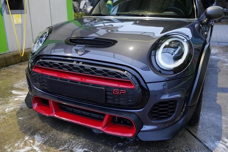 Gebraucht Mini John Cooper Works 306 PS (225 kW) 2020 Grau Kleinwagen