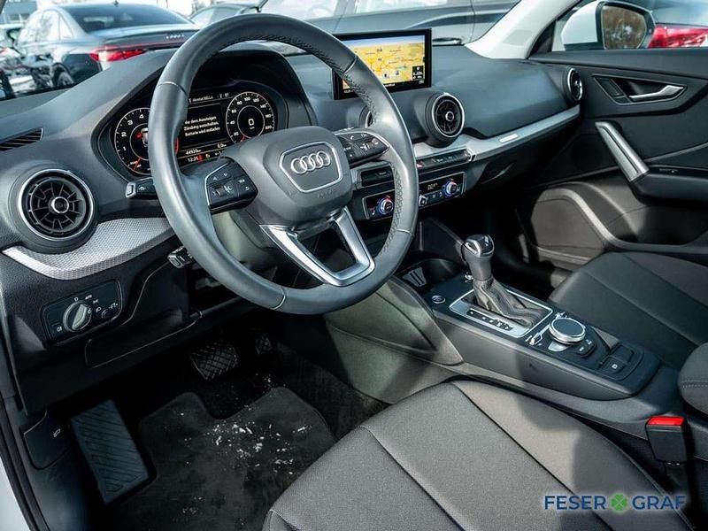 Gebraucht Audi Q2 S-Line 150 PS (110 kW) 2023 Ibisweiß SUV