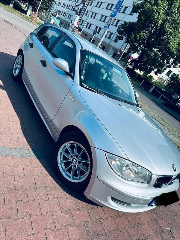 Grün Gebraucht 2006 BMW 116 Performance Kleinwagen | 2.800 € (Guter Preis) - Bild 1/4