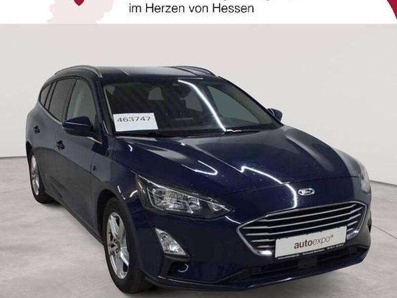 Blau Gebraucht 2020 Ford Focus Cool & Connect Limousine | 12.489 € (Superpreis) - Bild 1/4