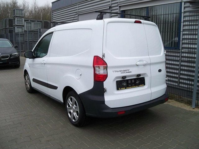Gebraucht Ford Transit Courier 95 PS (69 kW) 2017 Weiß Van
