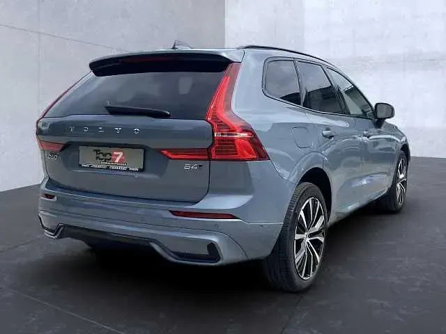 Gebraucht Volvo XC60 145 PS (106 kW) 2023 SUV