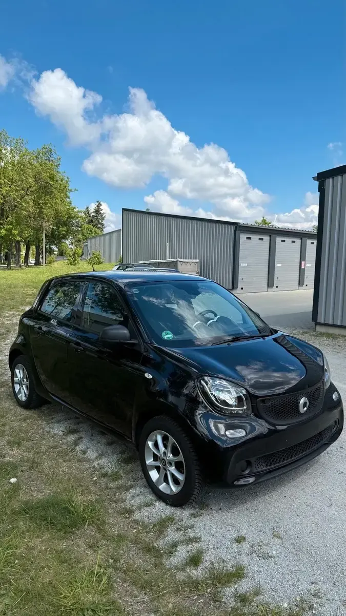 Gebraucht Smart ForFour 71 PS (52 kW) 2016 Schwarz Kleinwagen