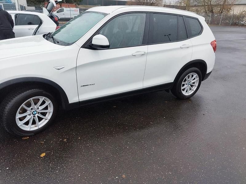 Gebraucht BMW X3 190 PS (139 kW) 2015 Weiß SUV