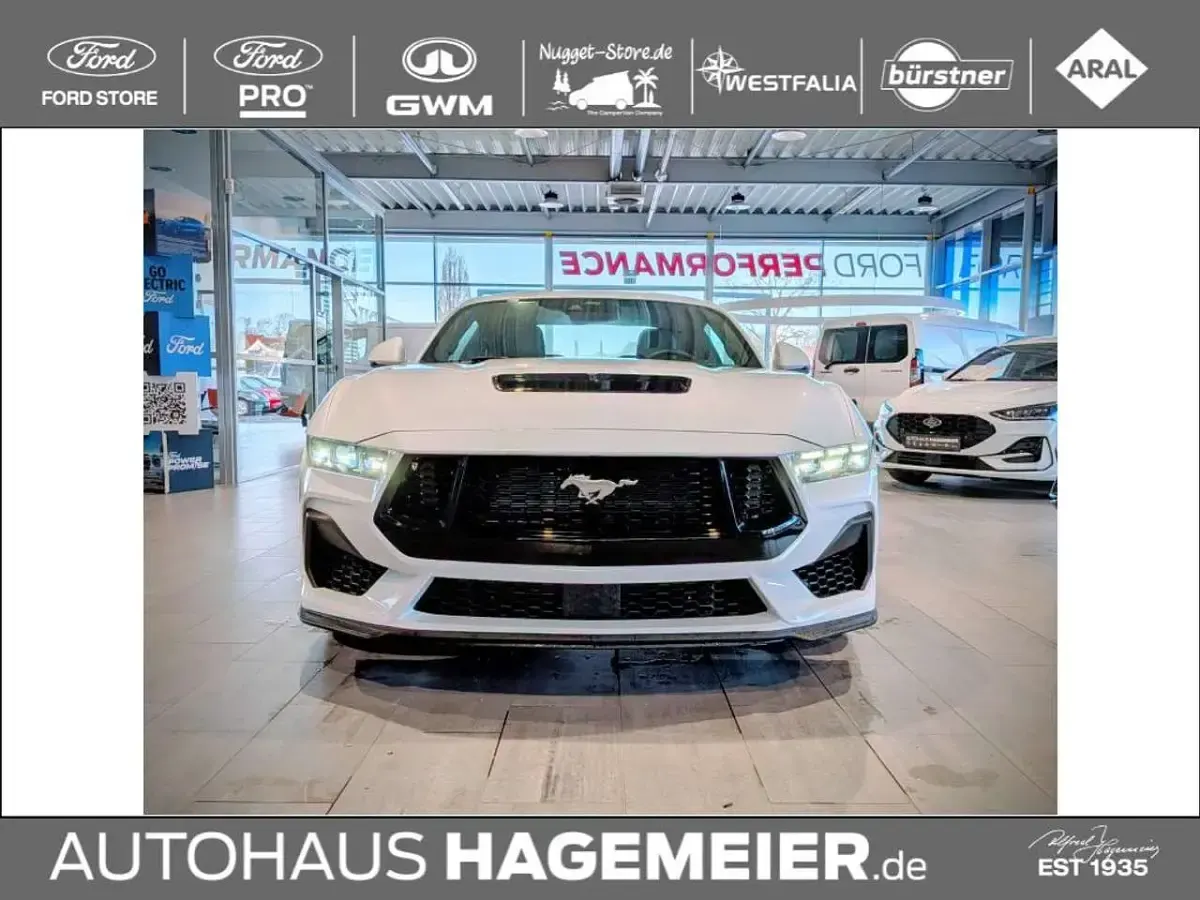 Ny Ford Mustang GT Fastback 446 HK (328 kW) 2025 Hvid Coupe