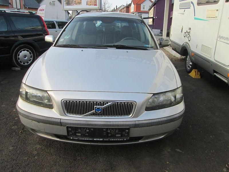 Gebraucht Volvo V70 170 PS (125 kW) 2003 Silber Kombi