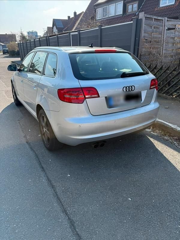 Gebraucht Audi A3 Sportback 130 PS (95 kW) 2009 Silber Kleinwagen