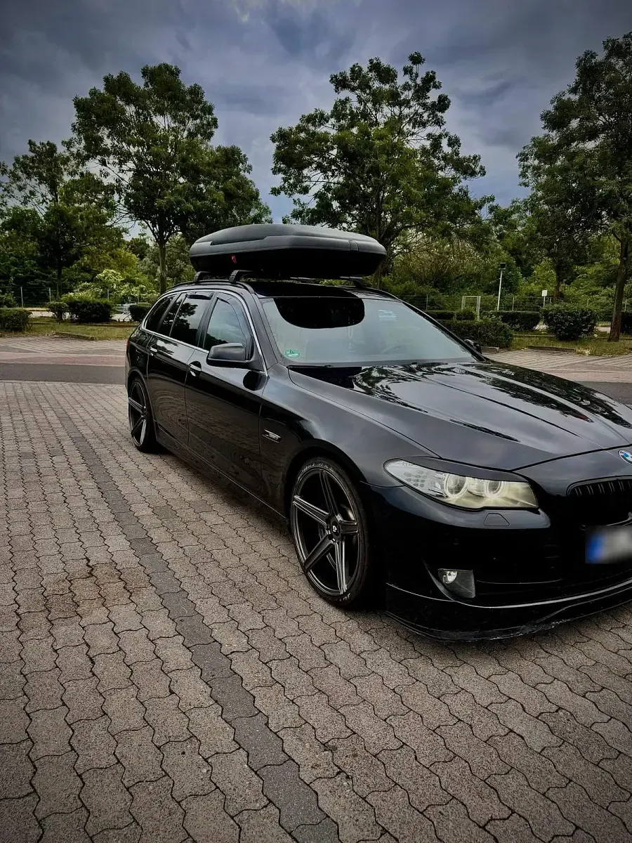 Gebraucht BMW 525 204 PS (150 kW) 2011 Grau Limousine