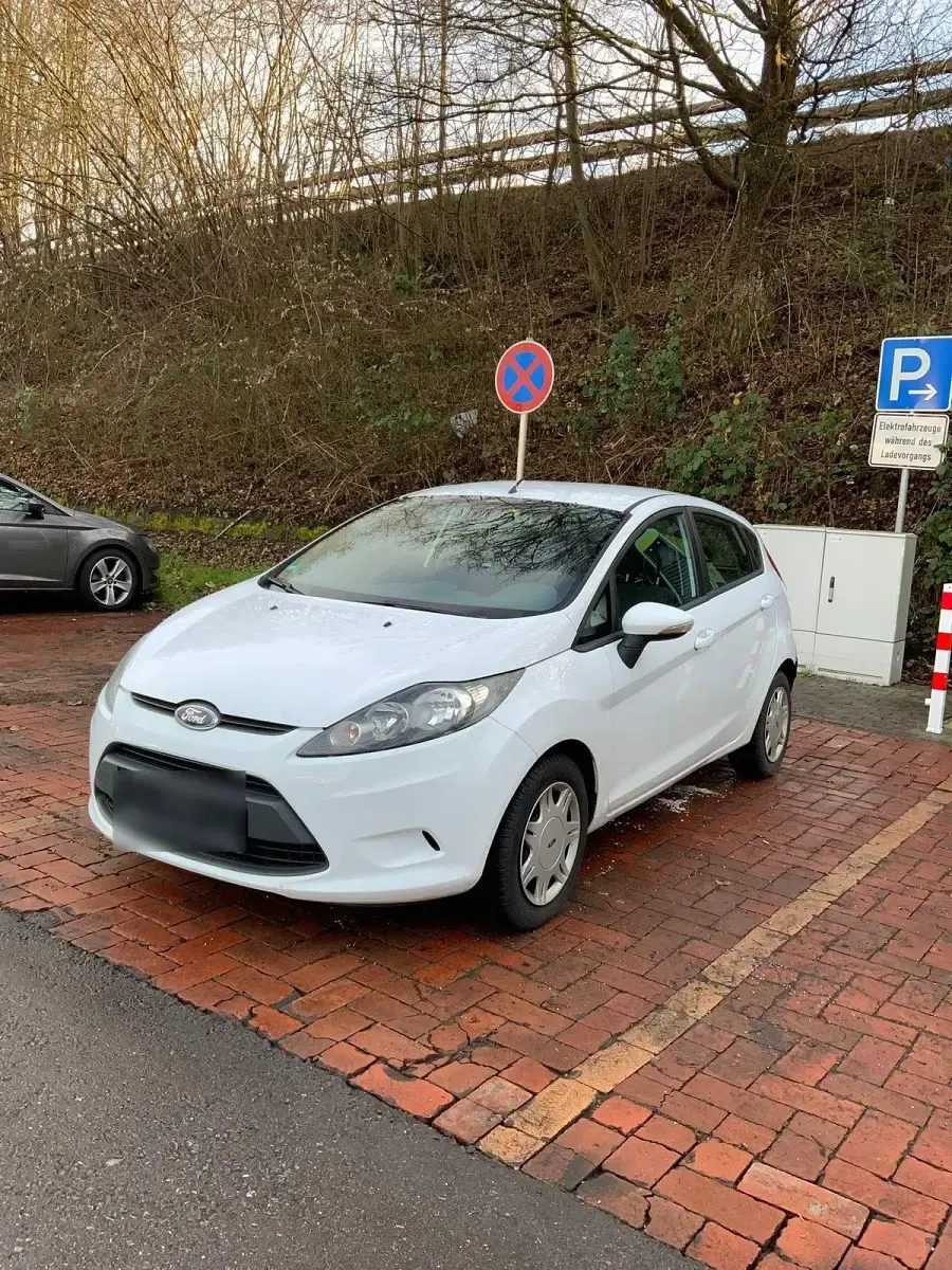 Second-hand Ford Fiesta 70 CP (51 kW) 2010 Hatchback