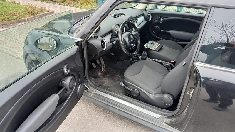 Gebraucht Mini Cooper Clubman 122 PS (89 kW) 2011 Schwarz Kombi