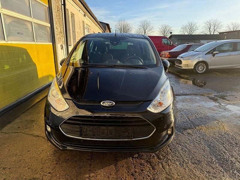 Second-hand Ford B-MAX SYNC Edition 101 CP (74 kW) 2015 Negru Monovolum
