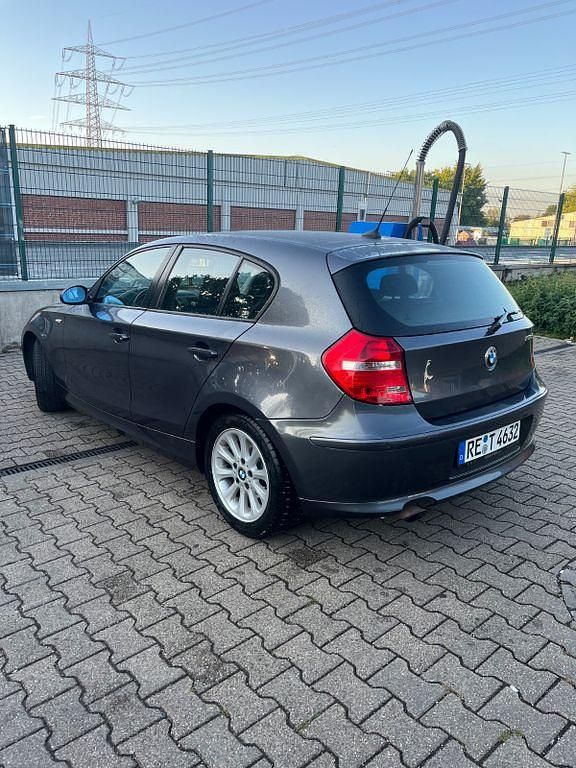 Gebraucht BMW 118 143 PS (105 kW) 2007 Grau Kleinwagen