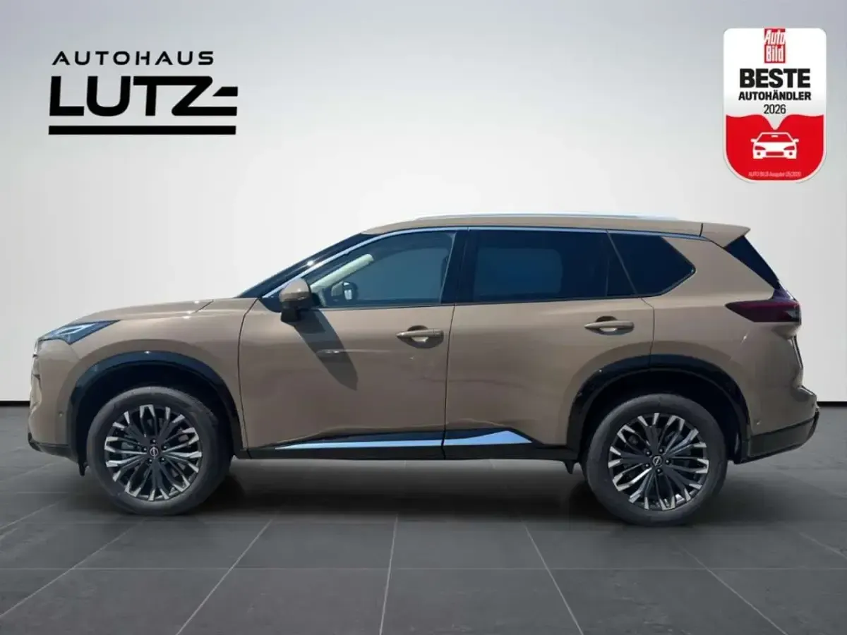 Neu Nissan X-Trail Premium Edition 204 PS (150 kW) 2026 Braun SUV