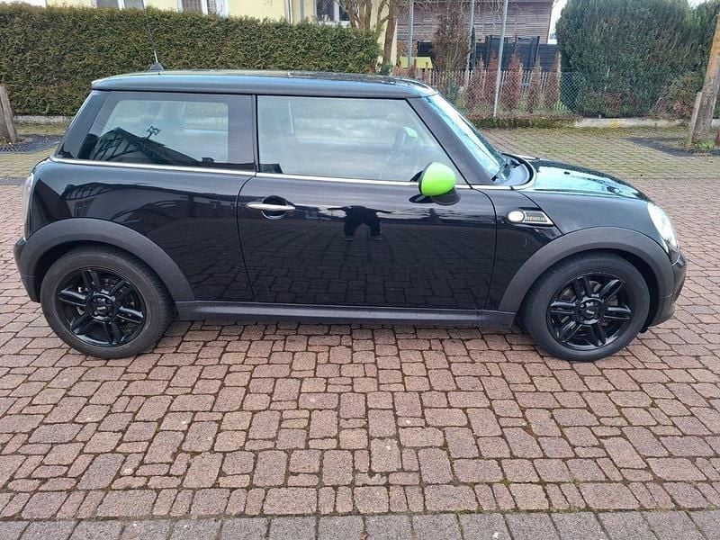 Gebraucht Mini ONE 75 PS (55 kW) 2013 Schwarz Kleinwagen