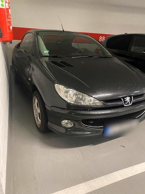 Gebraucht Peugeot 206 110 PS (80 kW) 2004 Schwarz Cabrio
