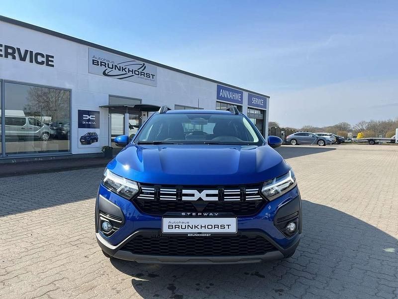 Neu Dacia Sandero Expression 101 PS (74 kW) 2026 Ironblau Kleinwagen