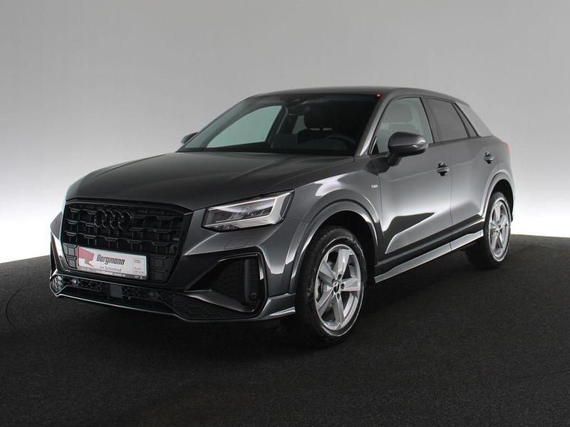 Gebraucht Audi Q2 S-Line 150 PS (110 kW) 2025 Grau / daytonagrau perleffekt SUV