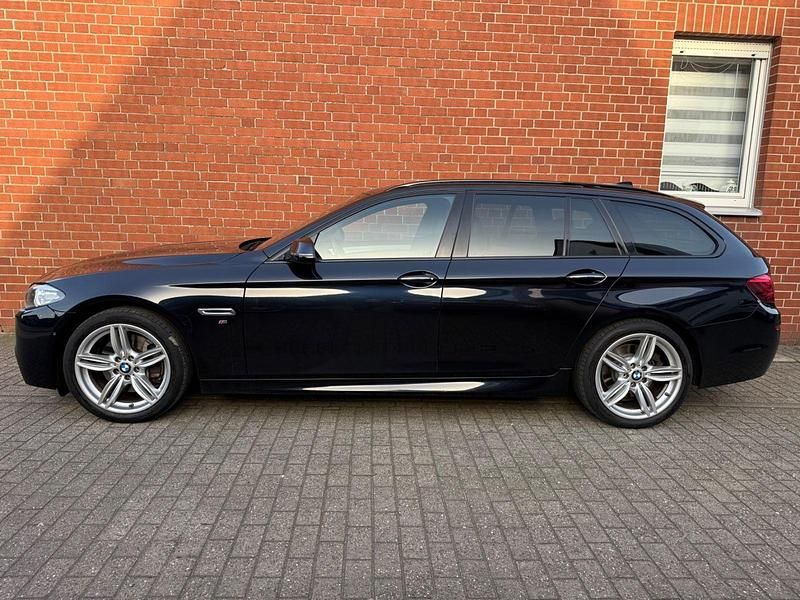Gebraucht BMW 525 M Sport 218 PS (160 kW) 2016 Schwarz Kombi
