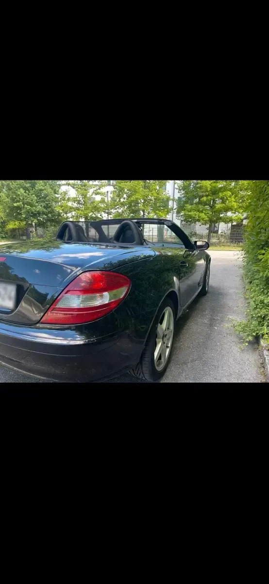 Gebraucht Mercedes SLK200 163 PS (119 kW) 2007 Schwarz Cabrio