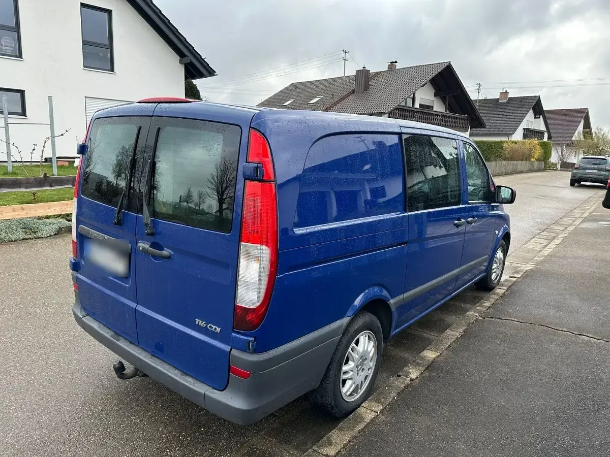 Używany Mercedes Vito 163 KM (119 kW) 2014 Niebieski Van