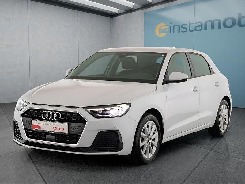 Weiß Gebraucht 2024 Audi A1 Sportback Kleinwagen | 20.399 € (Fairer Preis) - Bild 1/4