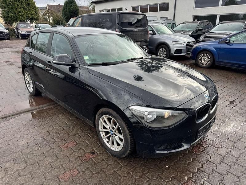Gebraucht BMW 114 Advantage 102 PS (75 kW) 2014 Schwarz Kleinwagen