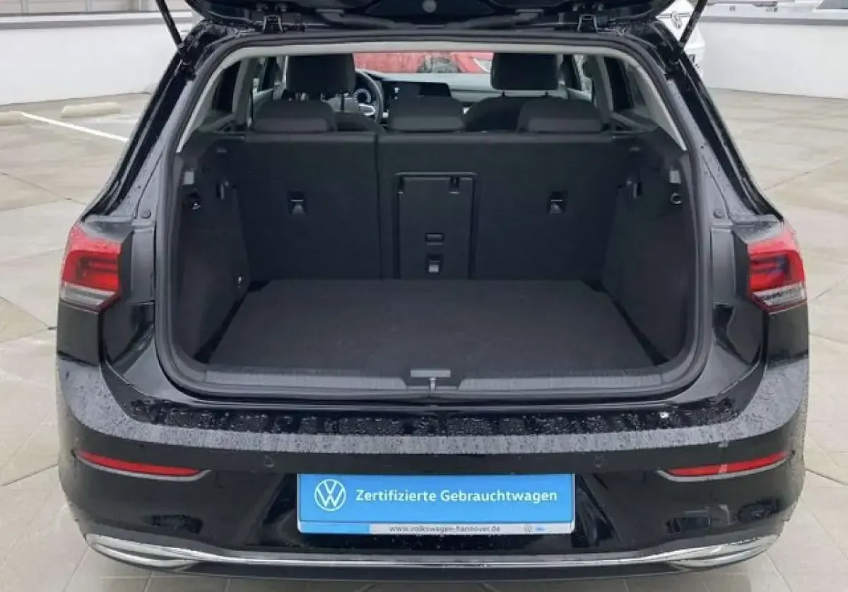 Gebraucht VW Golf VIII Move 150 PS (110 kW) 2024 Limousine