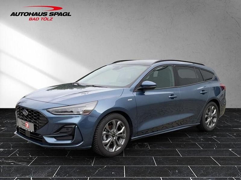 Gebraucht Ford Focus ST-Line 155 PS (114 kW) 2023 Chromablau (blau) Kombi
