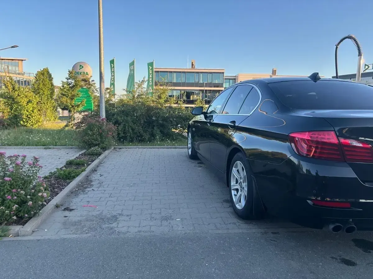 Gebraucht BMW 520 184 PS (135 kW) 2016 Schwarz Limousine