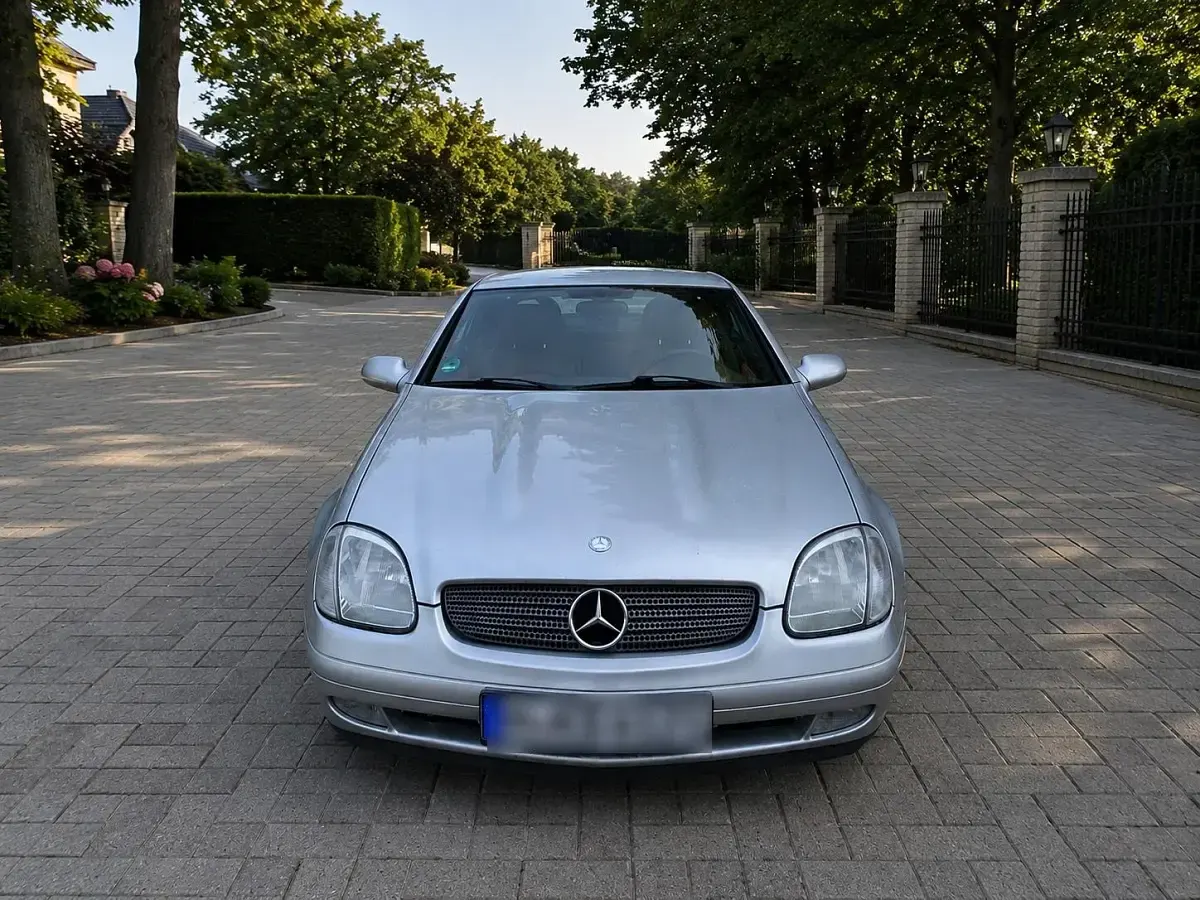 Gebraucht Mercedes SLK200 136 PS (100 kW) 1997 Silber Cabrio